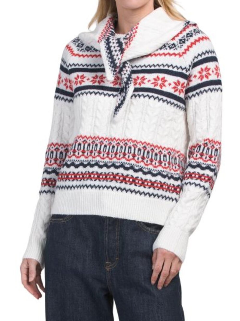 CUPCAKES & CASHMERE Crew Neck Sweater With Scarf